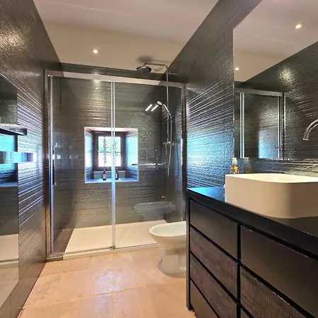 Villa Manoir Saint Vincent, 22 Personnes, Piscine *